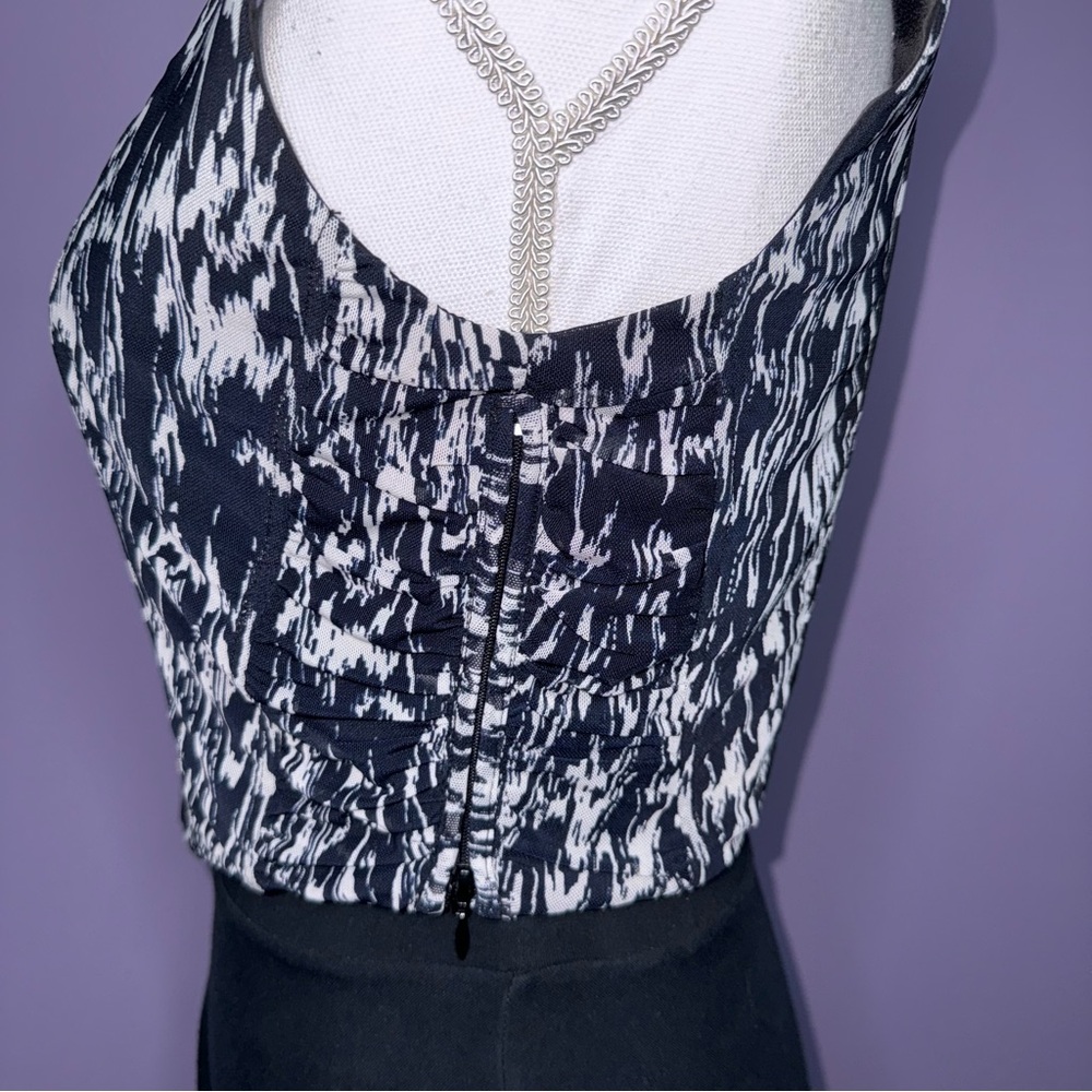 FINAL PRICE!!  NWT House of Harlow Patterned Corset Top - Picture 7 of 13
